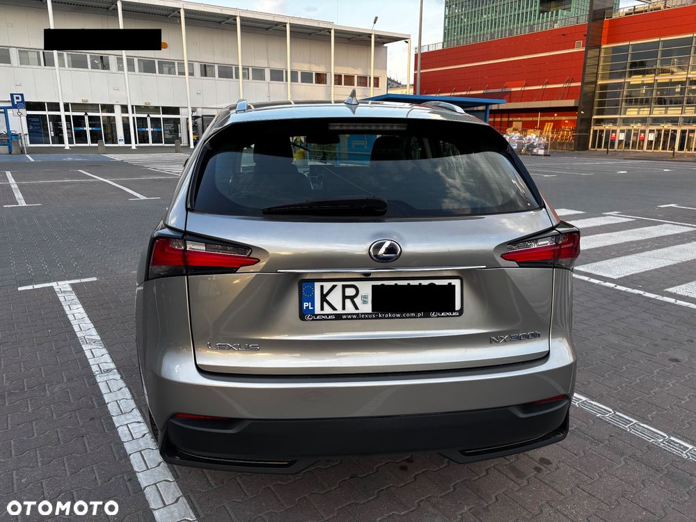 Lexus NX 300h Elegance AWD - 6