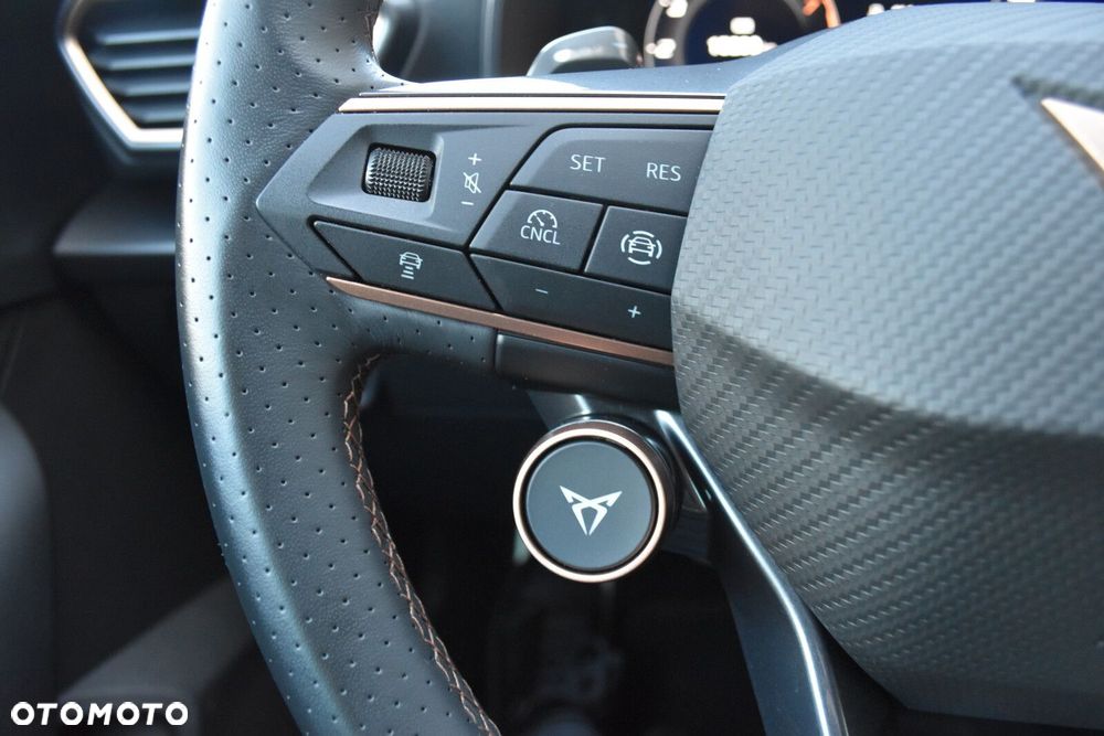 Cupra Leon 1.5 eTSI DSG - 14