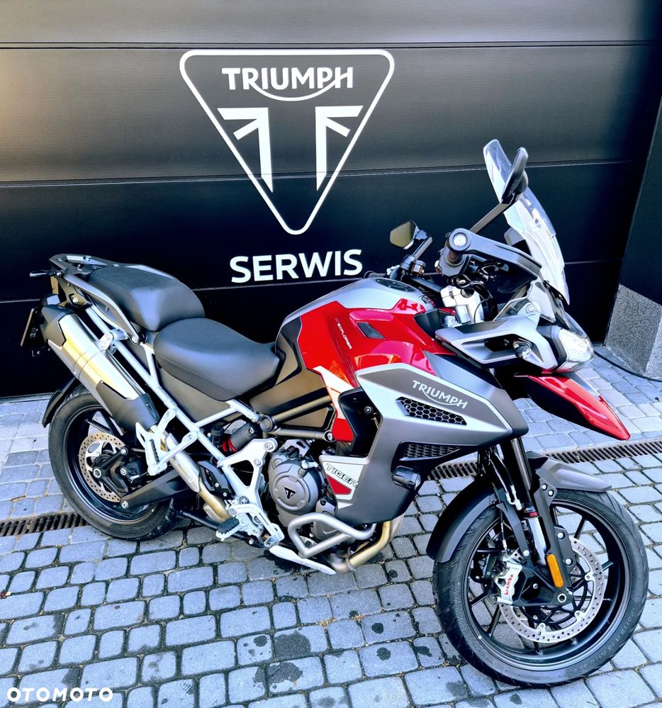 Triumph Tiger - 1