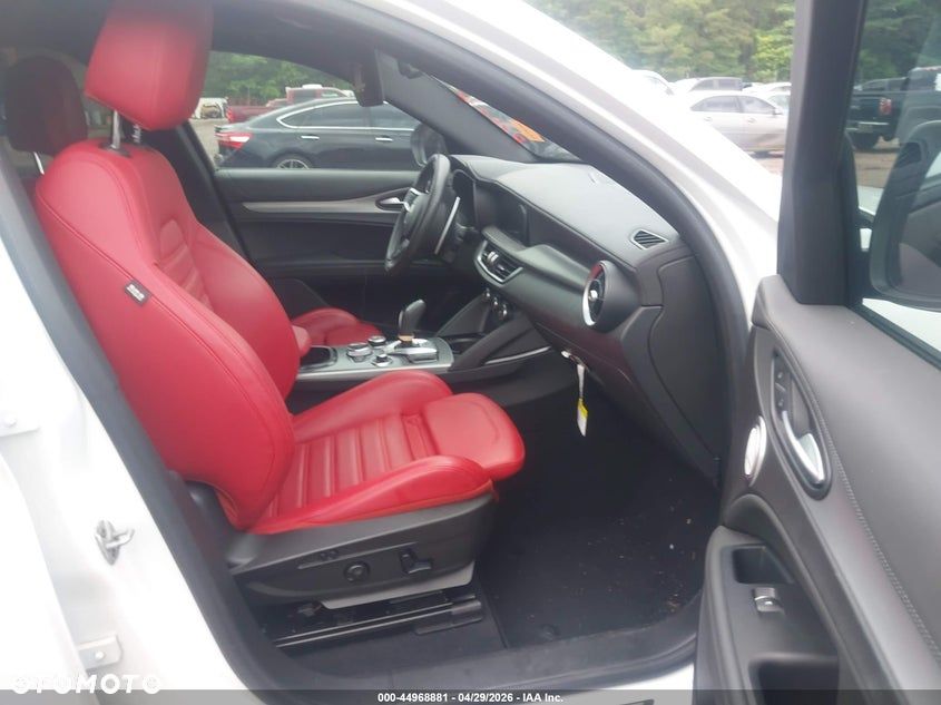 Alfa Romeo Stelvio 2.0 Turbo 16V AT8-Q4 Sprint - 7