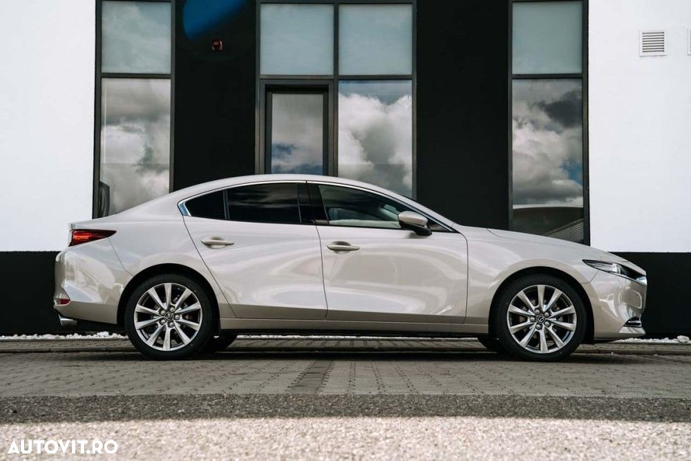 Mazda 3 - 4