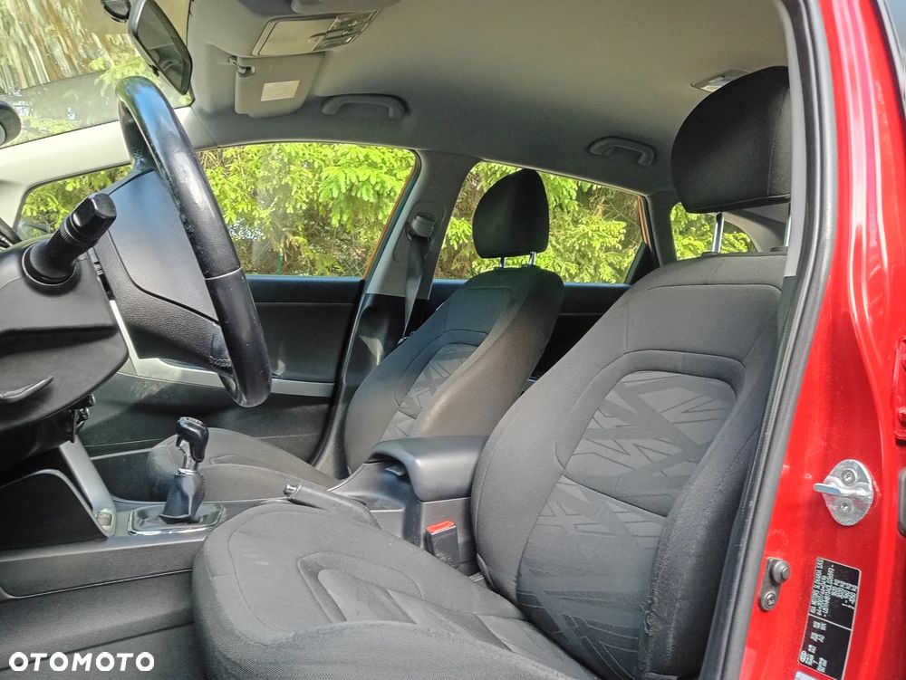 Kia Ceed 1.4 CVVT Dream Team Edition - 8