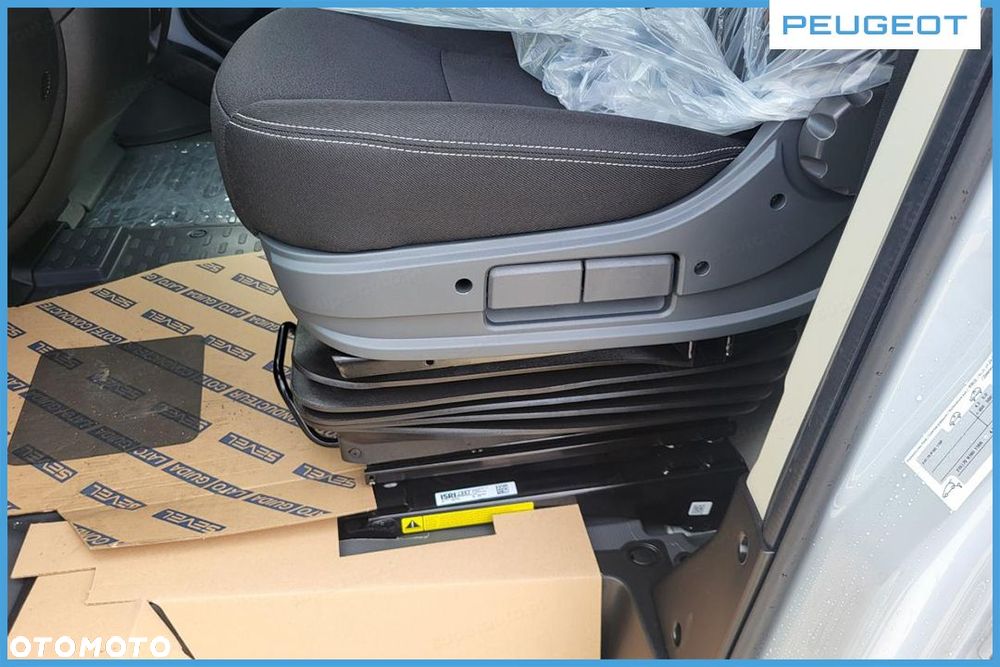 Peugeot Boxer Heavy L4H3 AT8 2.2 180KM - 13