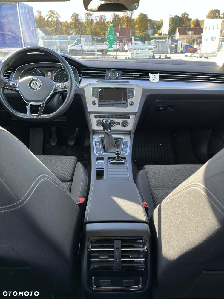 Volkswagen Passat 1.8 TSI BMT Comfortline - 6