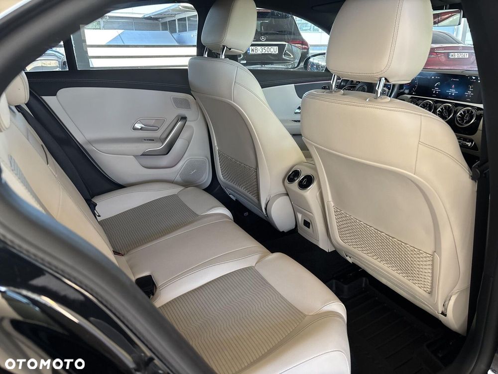 Mercedes-Benz CLA - 20