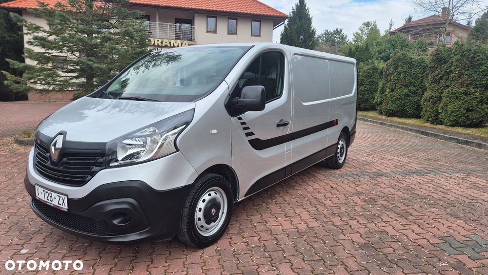 Renault Trafic - 1