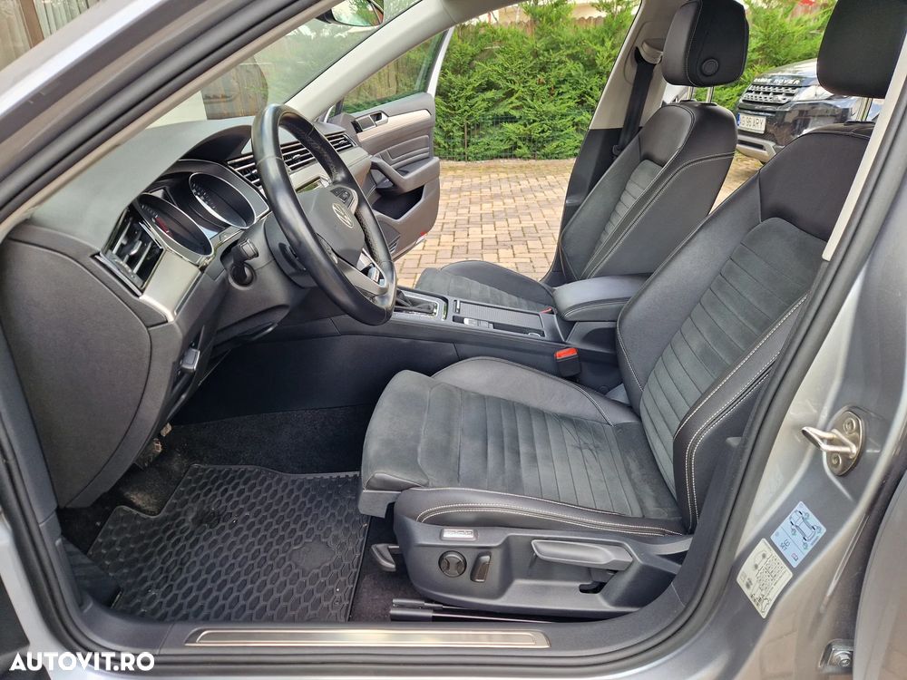 Volkswagen Passat - 12