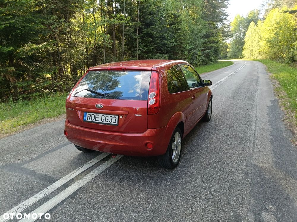 Ford Fiesta 1.4 TDCI - 38