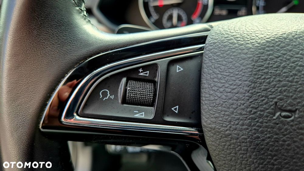 Skoda Superb 2.0 TDI DSG Sportline - 20