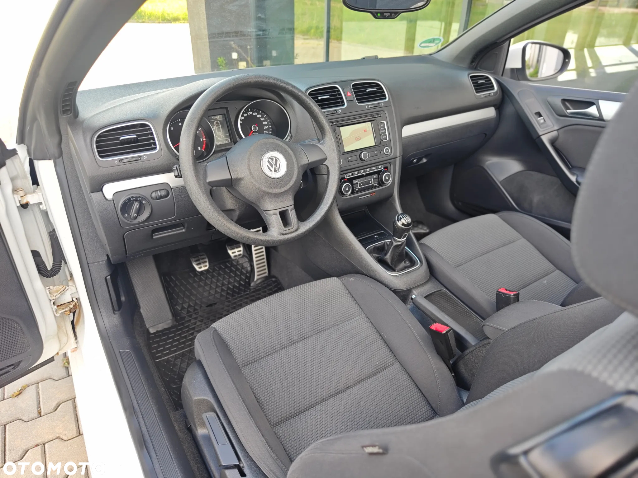 Volkswagen Golf Cabrio 1.2 TSI BlueMotion Technology Exclusive - 5