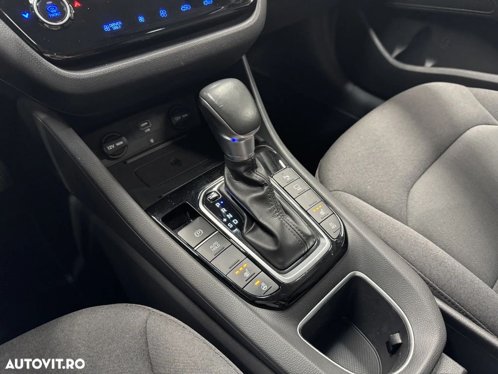 Hyundai IONIQ Plug-in-Hybrid 1.6 GDI Prime - 16