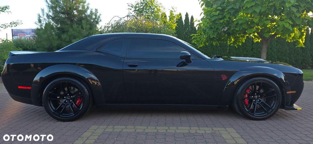 Dodge Challenger - 5