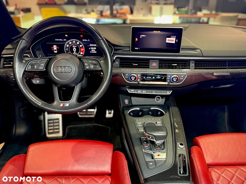 Audi S4 Limousine - 16