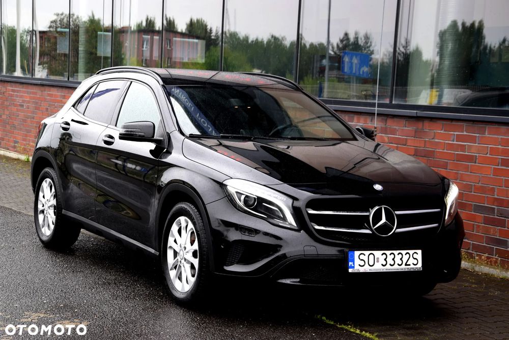 Mercedes-Benz GLA 180 - 3