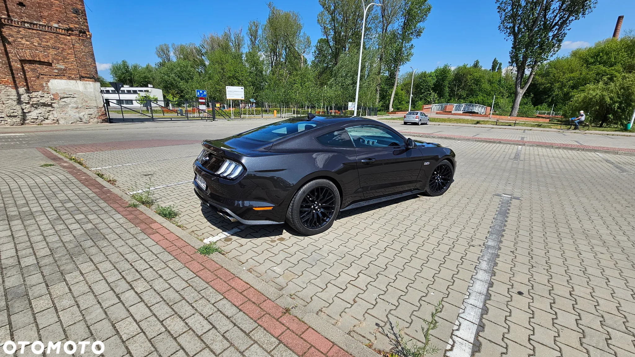Ford Mustang 5.0 V8 GT - 6