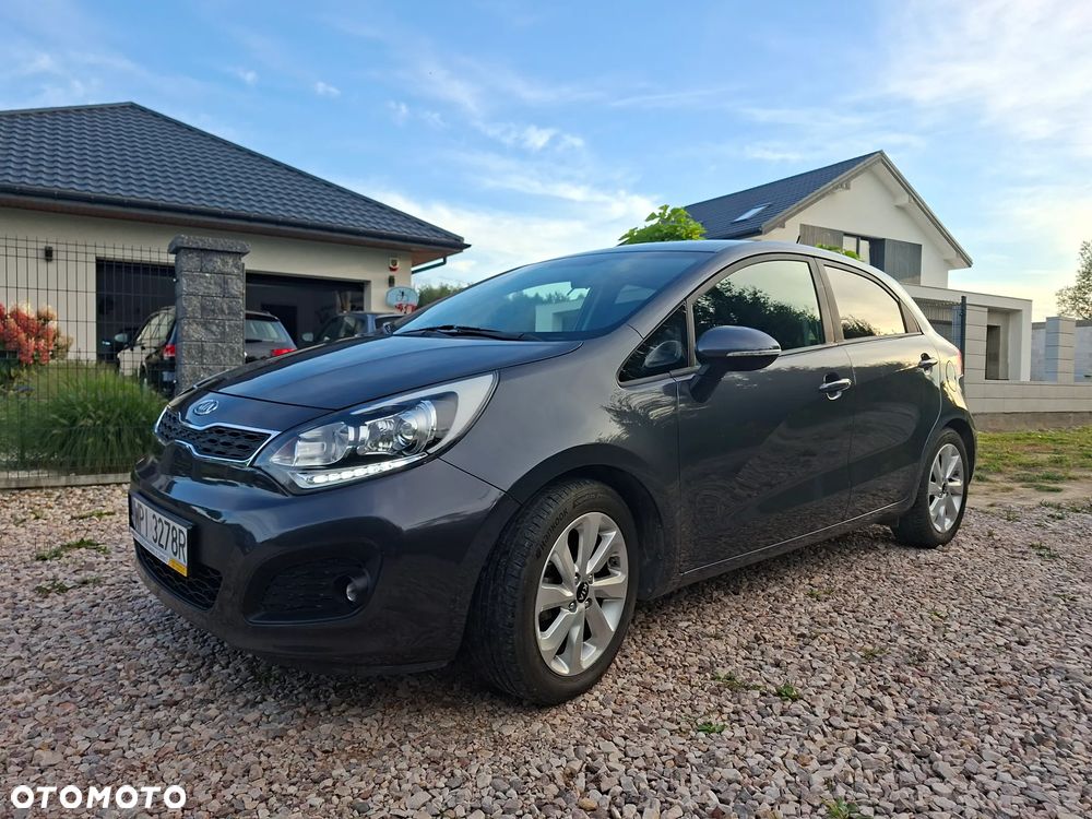 Kia Rio 1.2 Dream Team Edition - 17