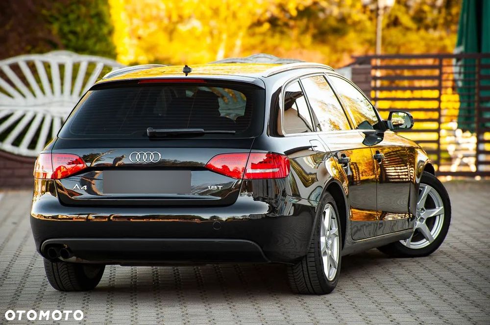Audi A4 Avant 1.8 TFSI Attraction - 16