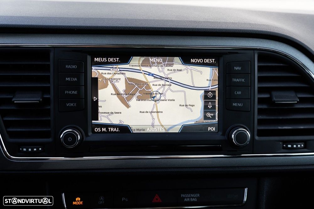 SEAT Leon 1.8 TSI S&S DSG FR - 25