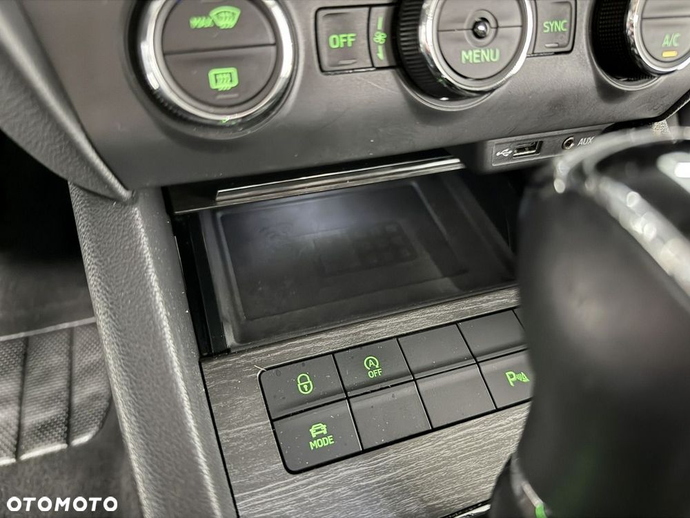 Skoda Octavia - 23