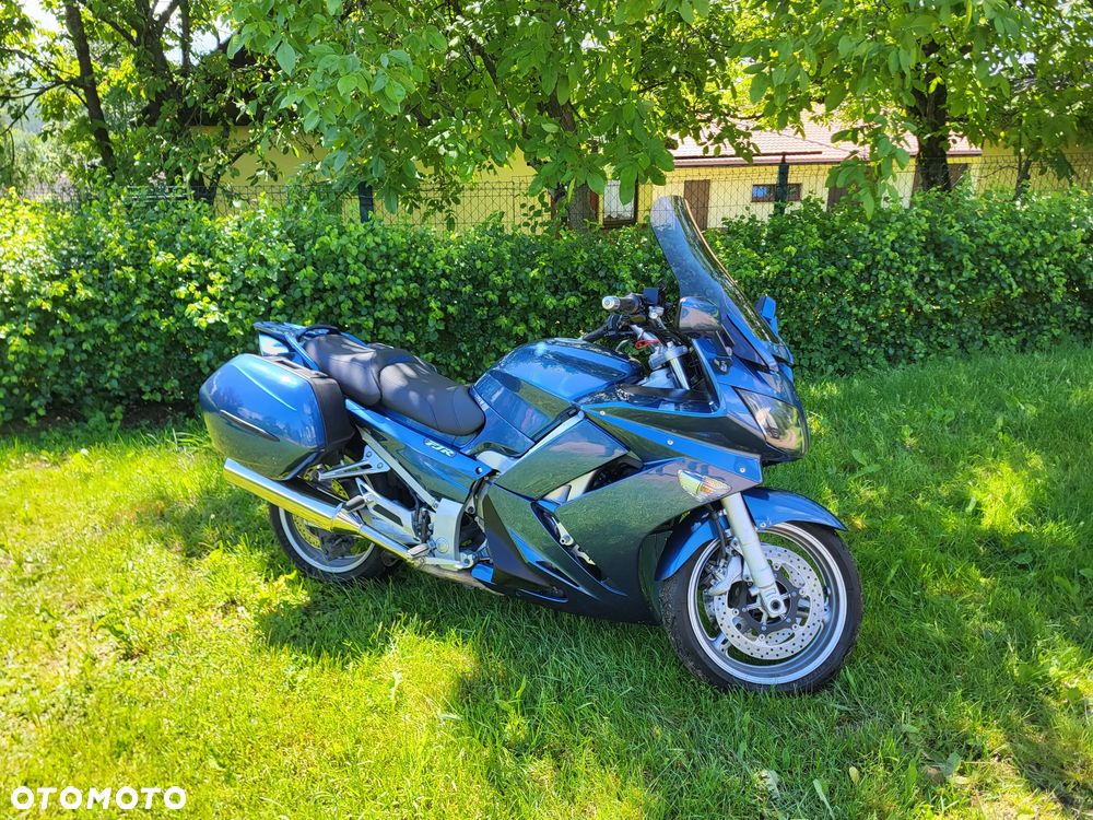 Yamaha FJR - 11