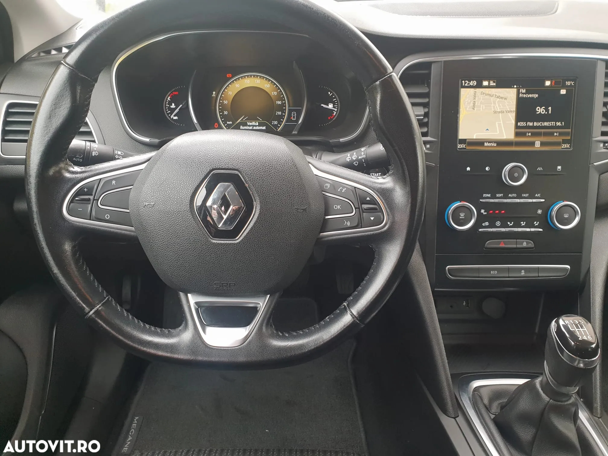 Renault Megane ENERGY dCi 110 ECO2 BUSINESS - 8