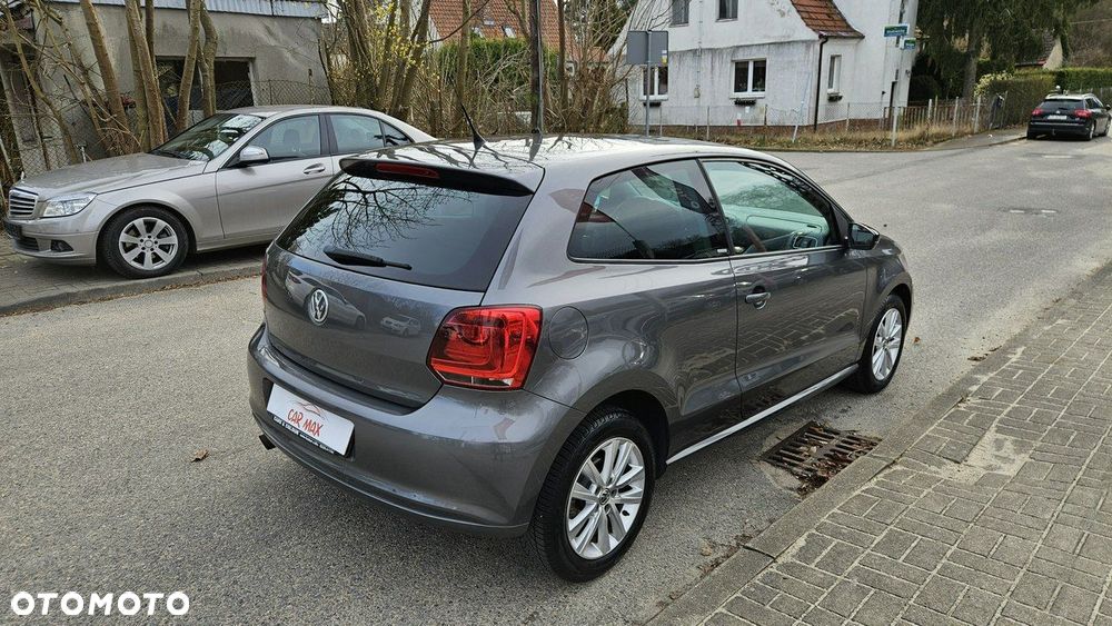 Volkswagen Polo 1.6 Tour Edition - 10