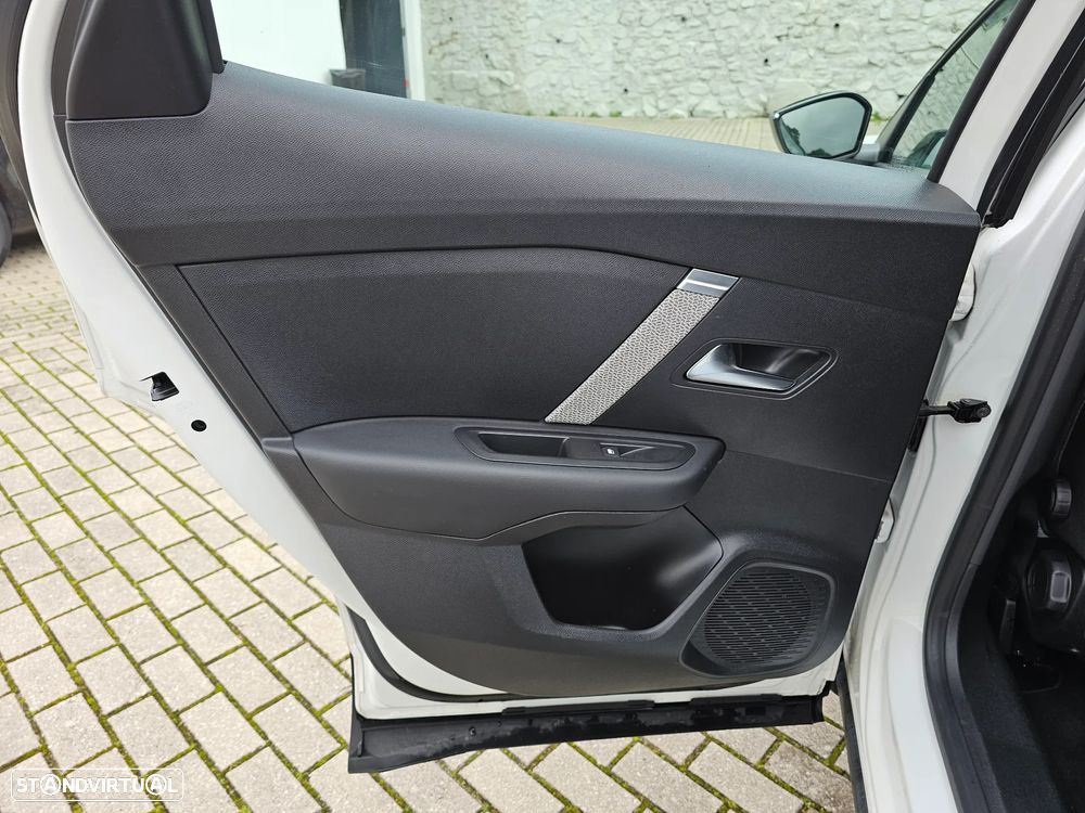 Citroën C4 1.2 PureTech Feel Pack EAT8 - 10