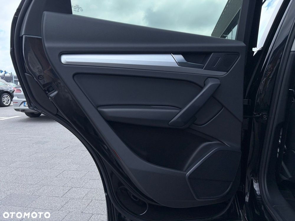 Audi Q5 Sportback - 24