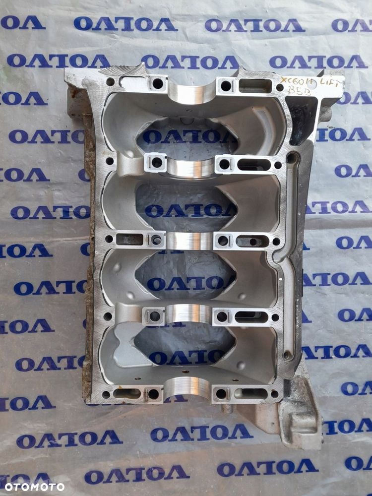 PODPORA WAŁU PÓŁMISKA 31460273AC VOLVO CX60 II 2.0 B5B 2022R - 2