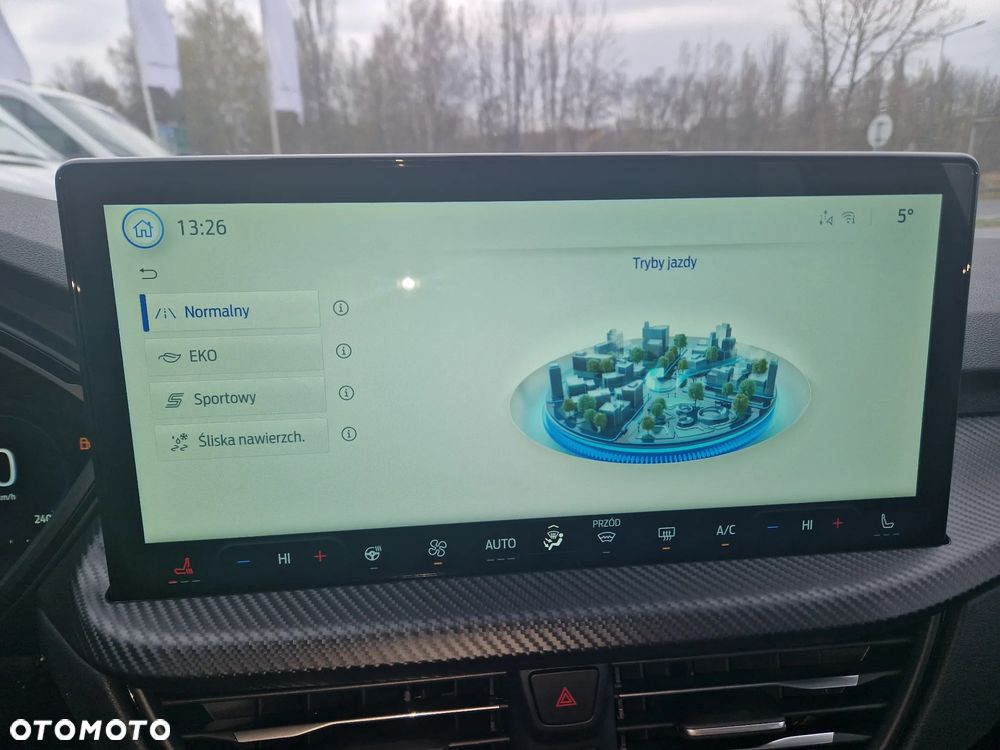Ford Kuga 2.5 FHEV AWD ST-Line X eCVT - 20