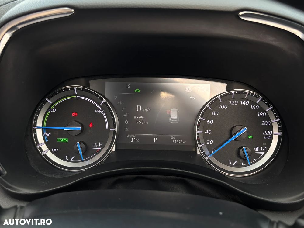 Toyota Highlander 2.5 L Dynamic Force 248CP Luxury Metallic - 24