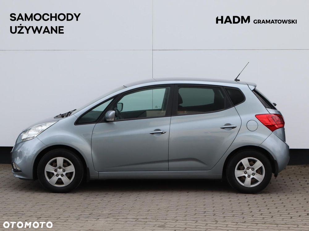 Kia Venga - 3