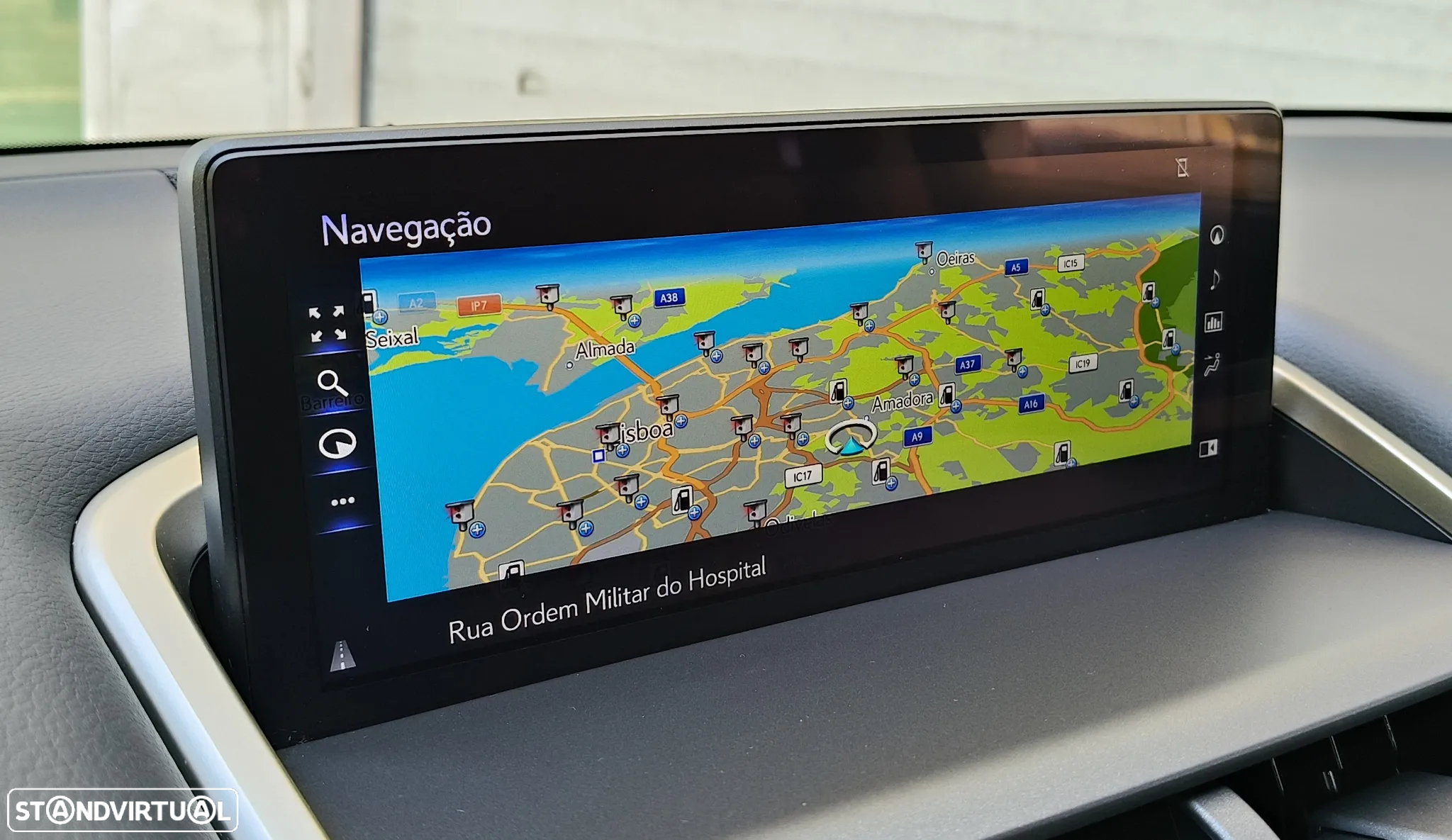 Lexus NX 300h Executive+ - 34