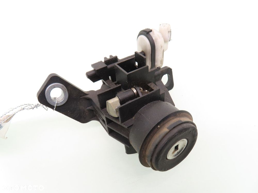 KLAMKA KLAPY MERCEDES W168 A168740091 - 4