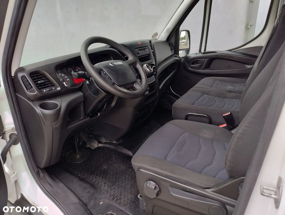 Iveco DAILY 35S16 NOWY MODEL 2.3 HPI (160KM) HI-MATIC (L4H2) MAX LONG (EURO,6) KLIMA STAN IDEALNY 100% ORYGINAŁ KM SERWIS NIE MA RDZY - 7