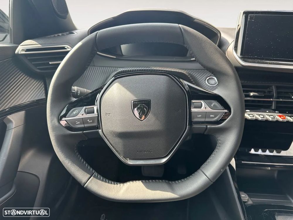 Peugeot e-2008 54 kWh Allure - 13
