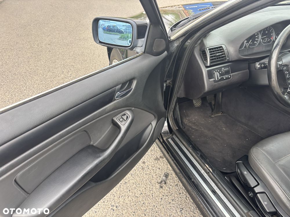 BMW Seria 3 316i - 14