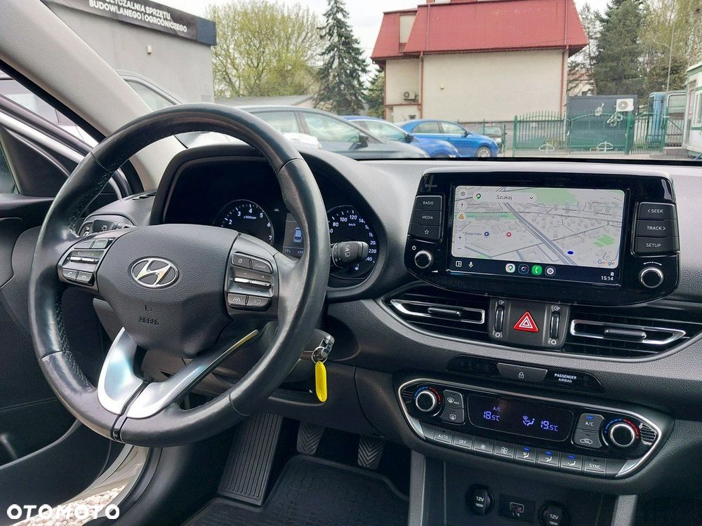 Hyundai i30 1.5 DPI Comfort - 4