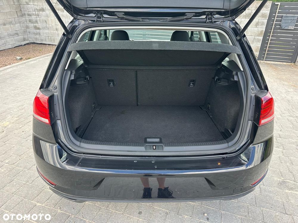 Volkswagen Golf - 14