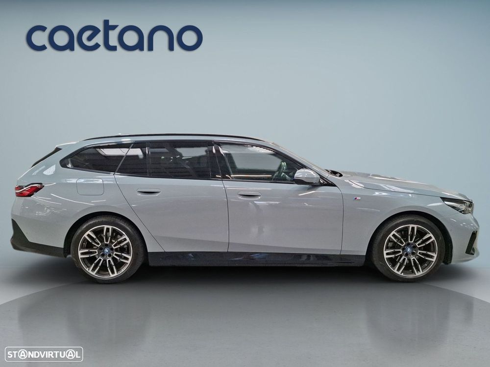 BMW 530 e Pack Desportivo M - 9