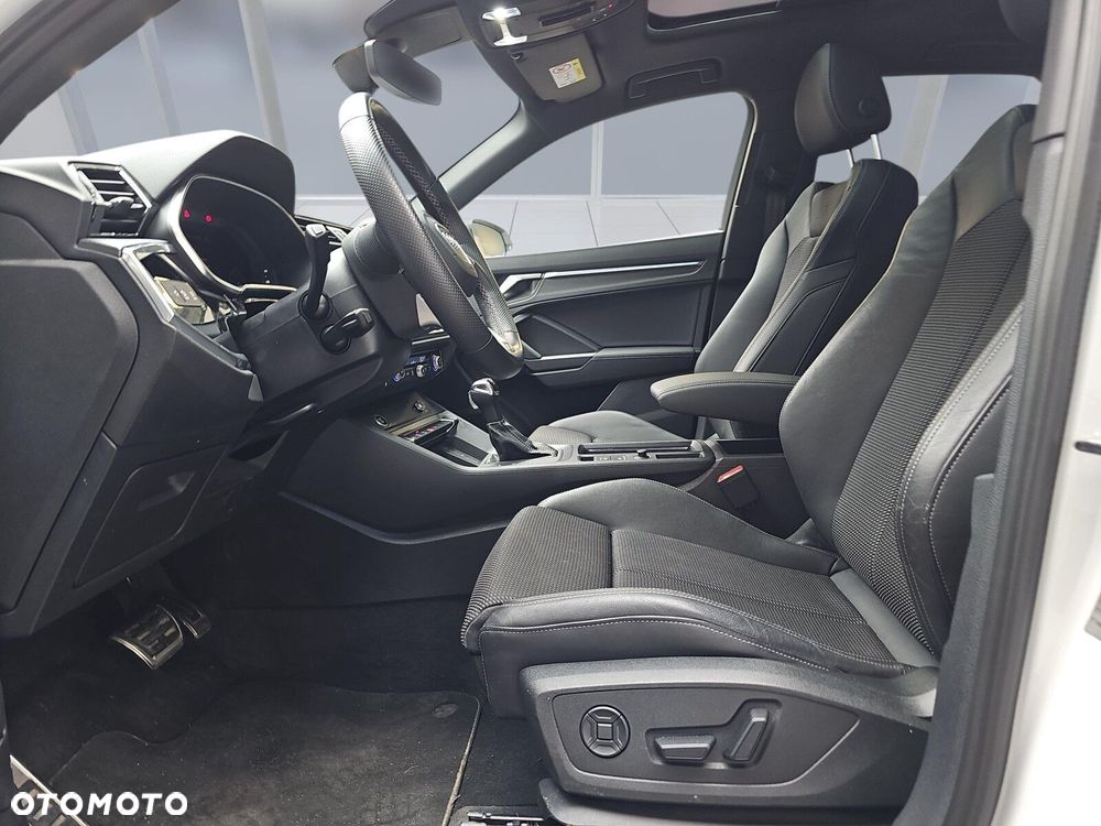 Audi Q3 Sportback - 10