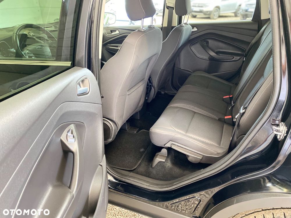 Ford Kuga 2.0 TDCi FWD Titanium - 15