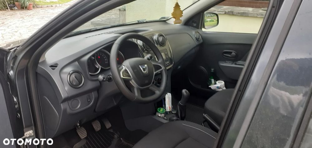 Dacia Sandero 0.9 TCe Laureate S&S - 4