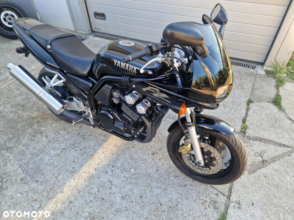 Yamaha FZ - 2