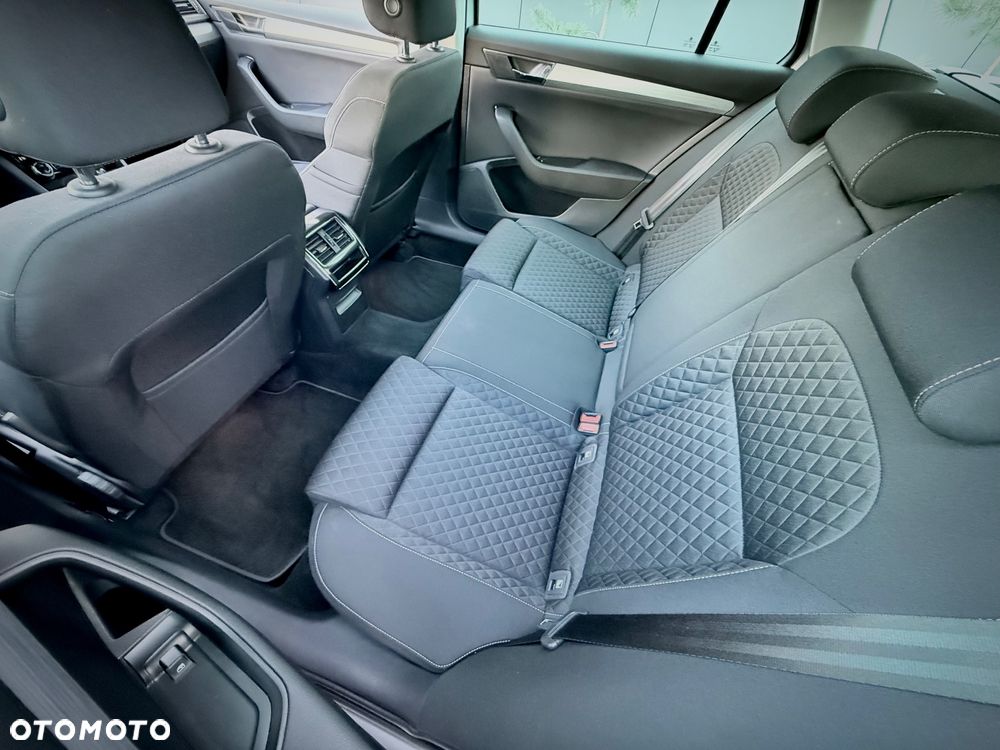 Skoda Superb 1.5 TSI Ambition DSG - 12