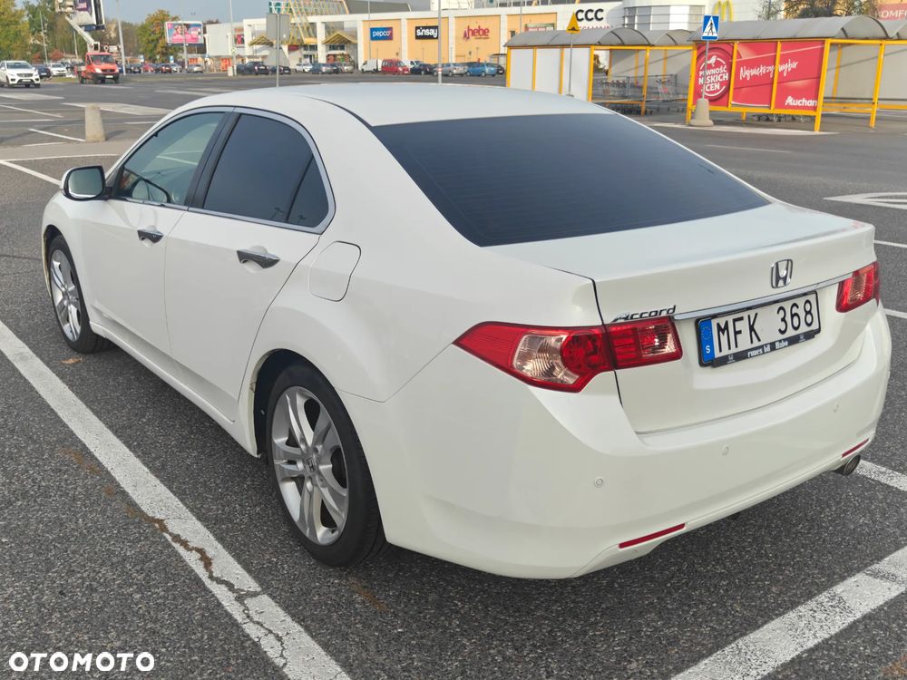 Honda Accord - 2