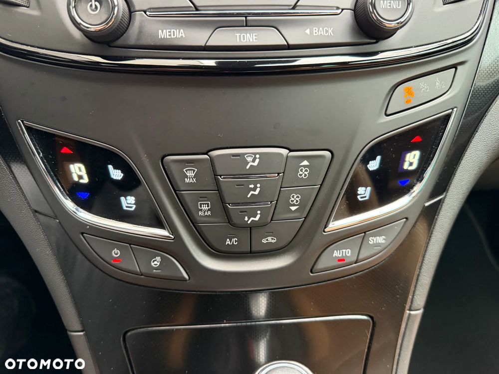 Opel Insignia 2.0 Automatik Business Innovation - 27