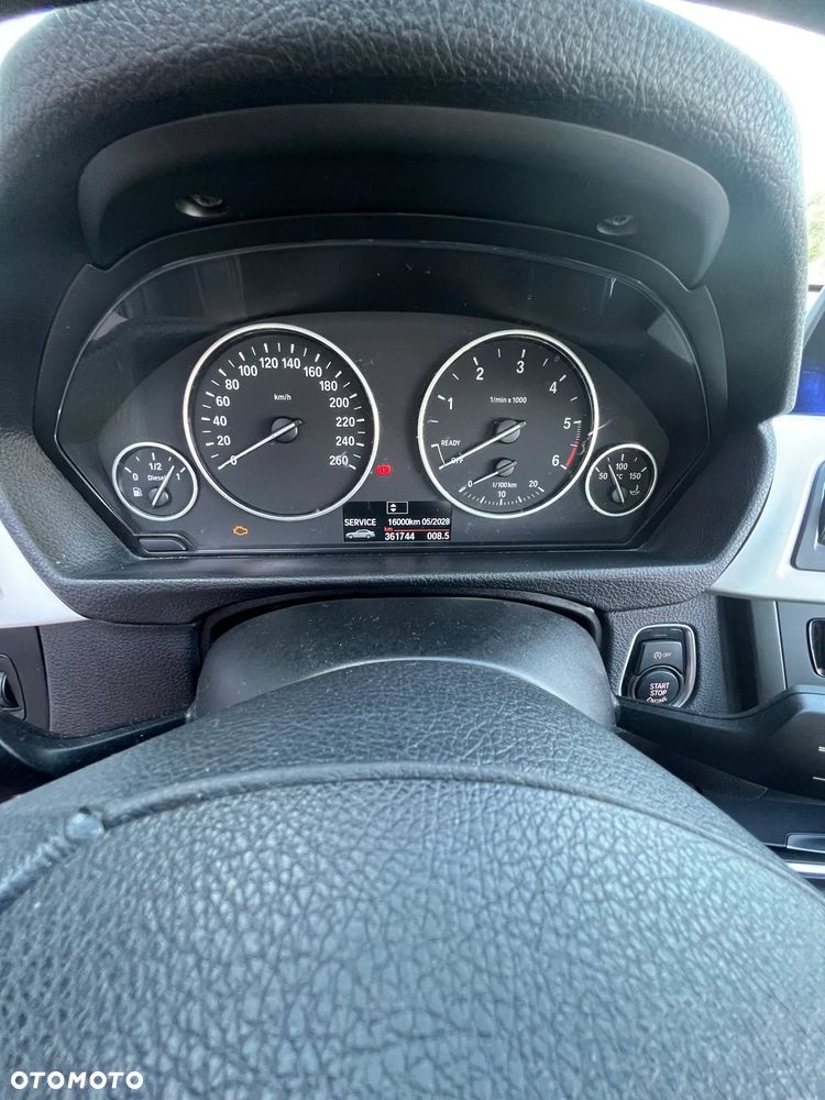 BMW Seria 3 318d - 13