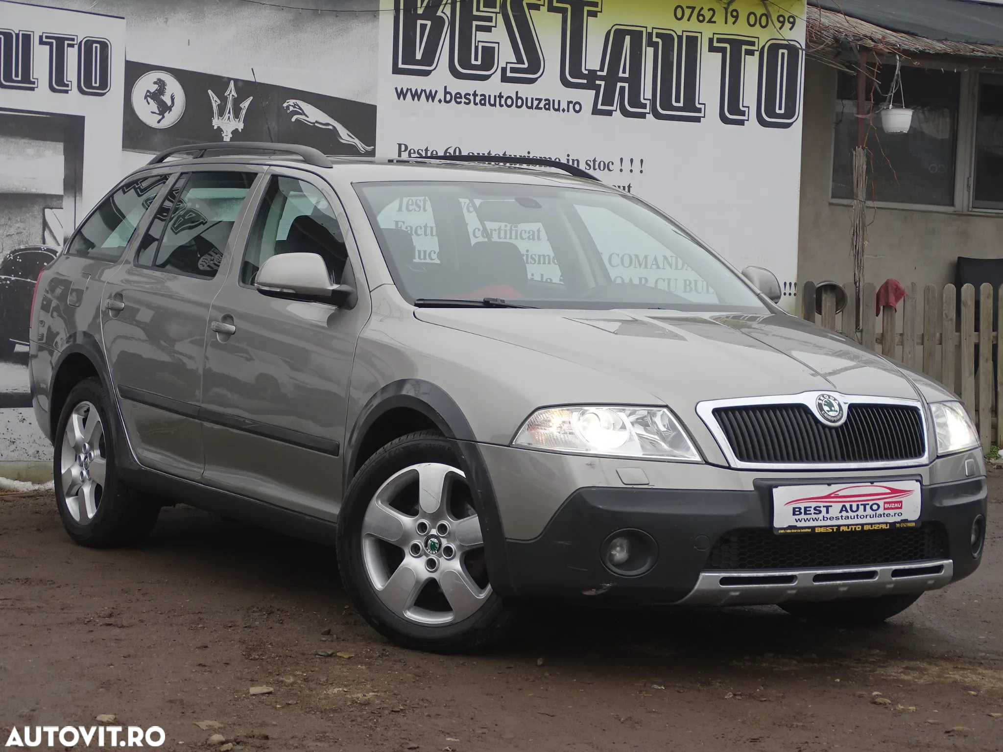 Skoda Octavia Combi 1.8 TSI 4x4 Scout - 2