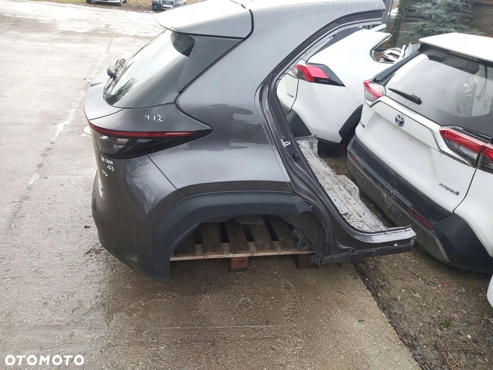 Toyota Yaris Cross Błotnik prawy tył ćwiartka prawa - 1